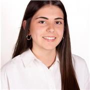 Estudiante de Medicina, recién acabado bachillerato con un 9,8 de media. Me encanta la Biología y la química (Eso y Bach)